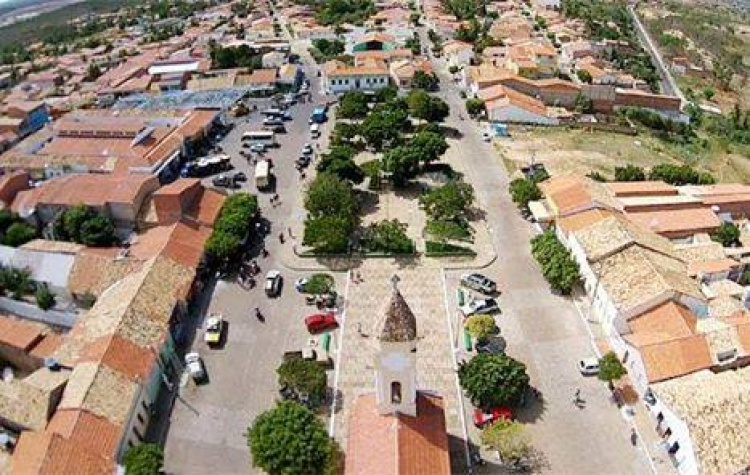 Vista aérea da cidade de São Miguel do Tapuio