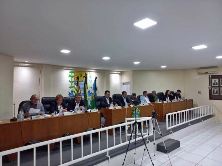Legislativo de SMT aprova várias matérias na última sessão do ano. Foto: Jornalista Valter Lima.