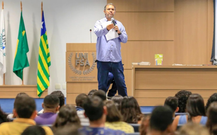 Professor Luciano Mourão/Foto: Lucas Dias/GP1
