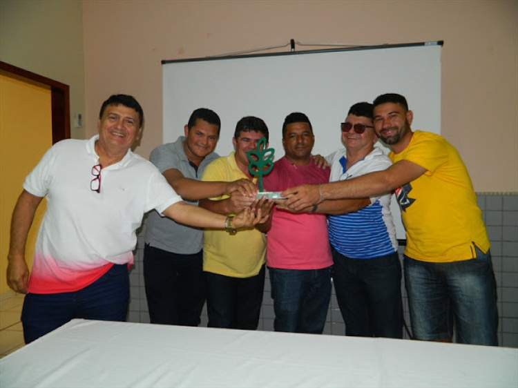 Como acontece todo ano foi premiada a loja campeã, com o troféu Rafael Isidoro Arruda.
