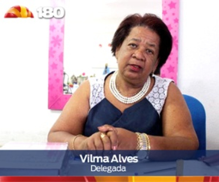 Delegada  titular da Delegacia da Mulher, Vilma Alves