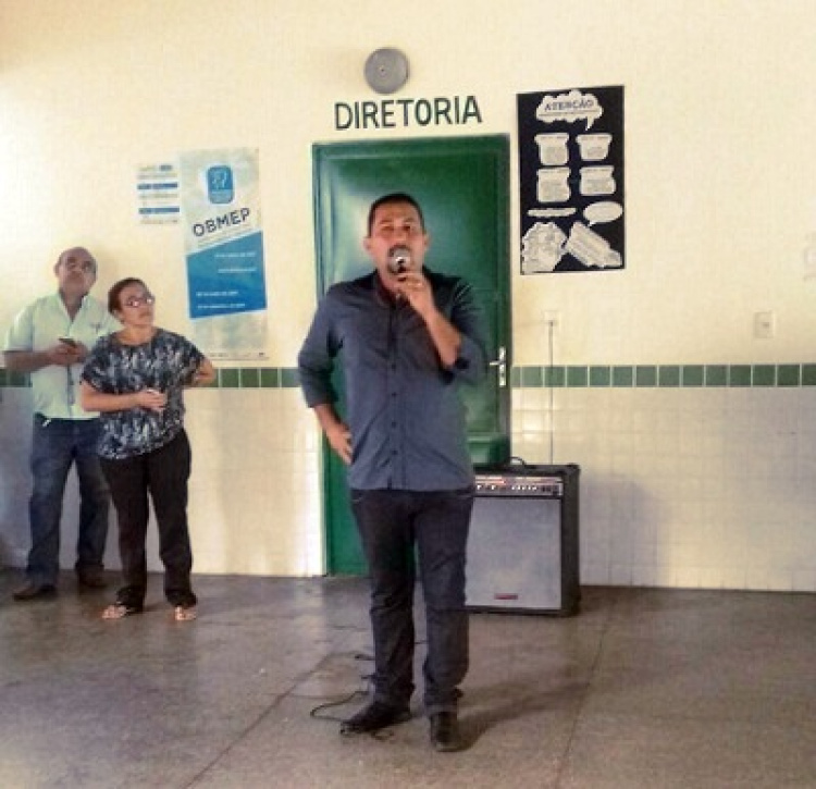 Professor Edson Paiva,em discurso de posse