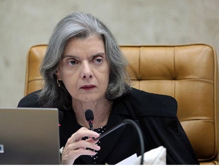 Ministra Cármen Lúcia