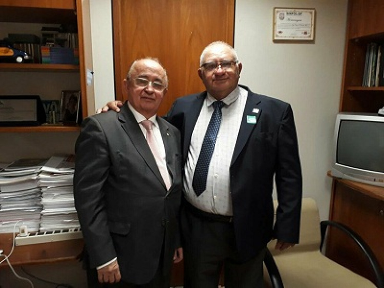 Prefeito Netinho ao lado do Deputado  Júlio Cesar 