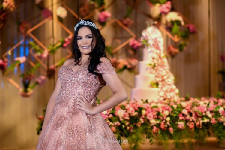 Debutante Maria Luísa