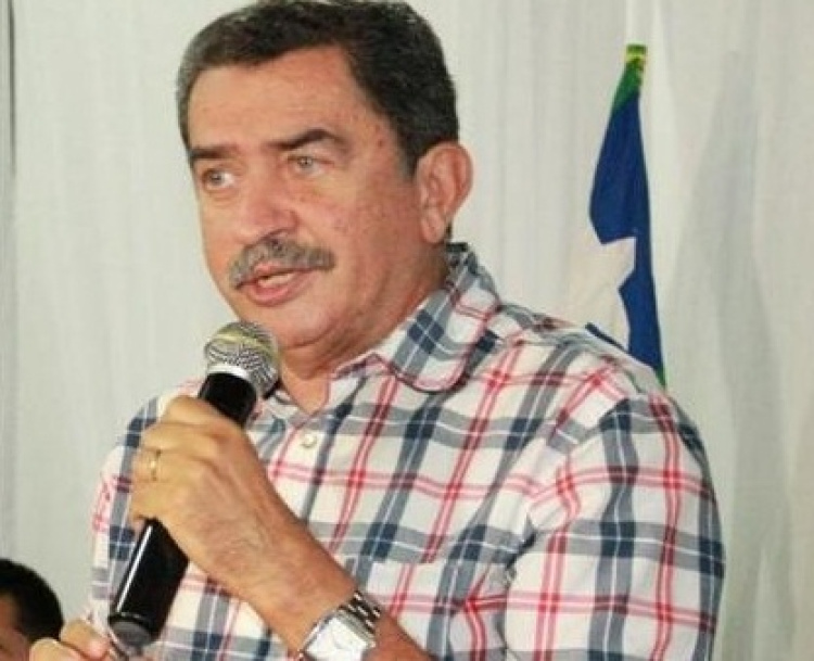 Prefeito Lincoln Matos (PTB)