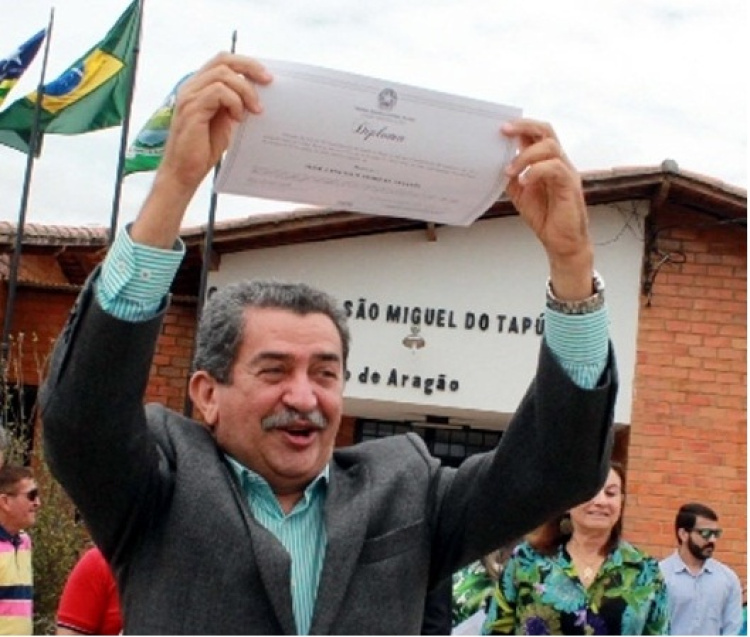 Prefeito Lincoln Matos (PTB)