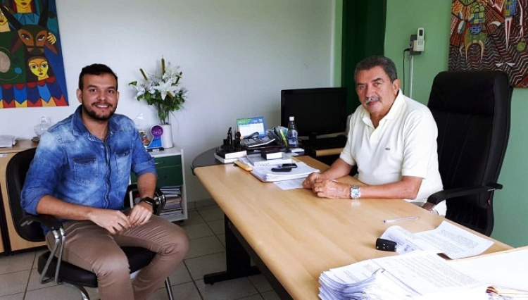 Prefeito Lincoln Matos e o secretário Victor Hugo