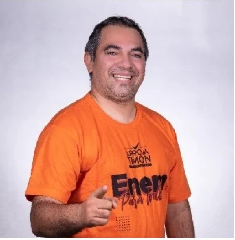 Professor Luciano Mourão 