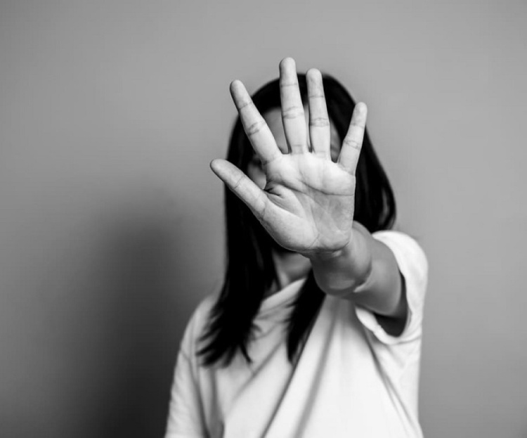 Mulheres vitimas de violência poderão solicitar medida protetiva de urgência (Foto: Reprodução)