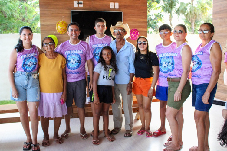 Vereador Cardoso realiza Feijoada de Confraternização no Carnaval de SMT 