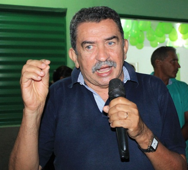 Prefeito Lincoln Matos 